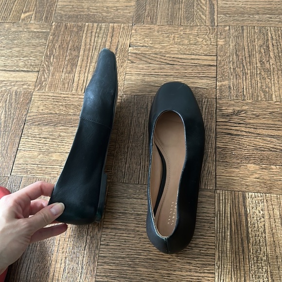 Barneys New York Leather Flats Black Size 8B Great condition - Picture 3 of 4